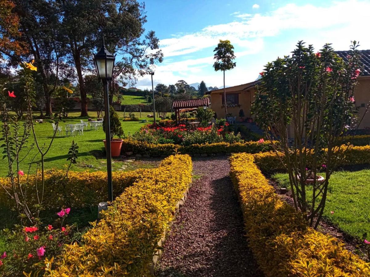 Hotel Campestre Franchesca タビオ エクステリア 写真